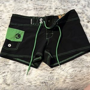XS Wave Life wet shorts